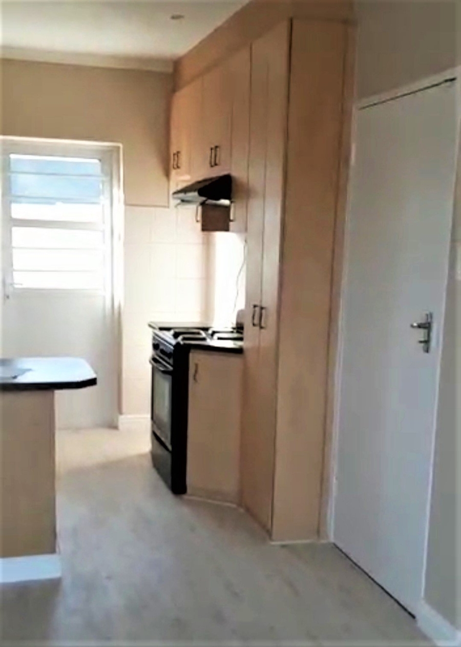 2 Bedroom Property for Sale in Jagtershof Western Cape